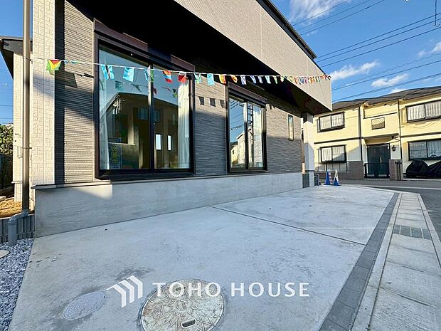 「カースペース」駐車スペースがあるので、お子様の自転車やバイク置き場にするスペースとしてもご利用いただけます。