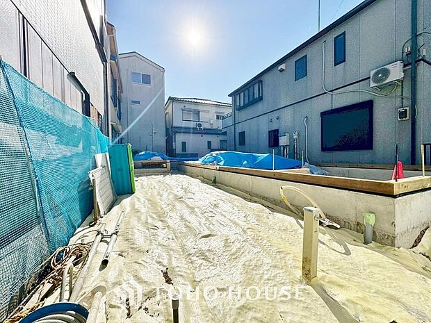 「現況」単に見た目や質感の良さだけではなく、建物の基礎や構造といった、目には見えにくい部分にもこだわります。住まいの本質の部分から、住み心地や安全性を見つめ直しました。