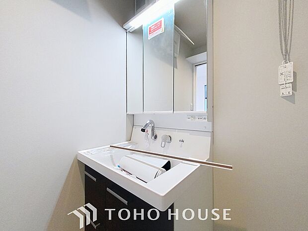 「シャワー機能付き洗面台」