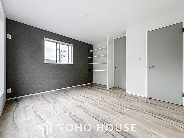 「フレキシブルに使えます」書斎としても、趣味やくつろぎのスペースとしてお使いいただけます。家族と一緒に楽しい時間を過ごす中にも、一人でくつろげる時間と場所は特別なものになります。