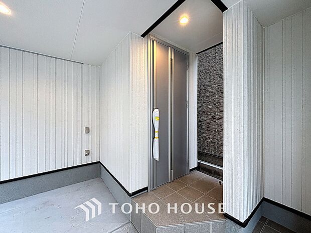 「ダブルロックドア」