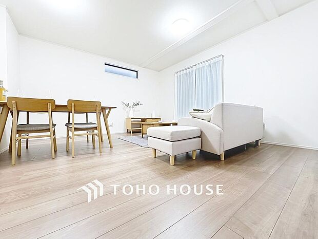 「寛ぎの空間リビング」毎日過ごす場所だからこそ、飽きのこないデザインが大事。本当に欲しい「寛げる空間」を実感して頂けます。