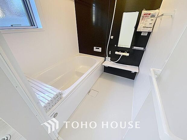 「一日の疲れをリフレッシュ。快適バスルーム。」癒しの空間バスルームです。天気に左右されずに洗濯物を乾かせる、浴室乾燥機・オートバス機能付きです。