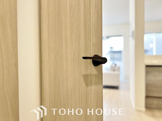 「寛ぎの空間リビング」毎日過ごす場所だからこそ、飽きのこないデザインが大事。本当に欲しい「寛げる空間」を実感して頂けます。