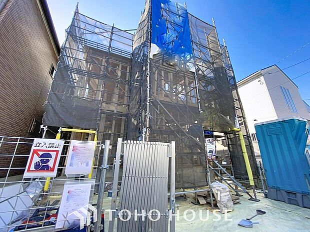 「駅から徒歩5分の駅チカ立地。」京成松戸線「習志野駅」まで徒歩5分、東葉高速鉄道「北習志野駅」まで徒歩7分です。