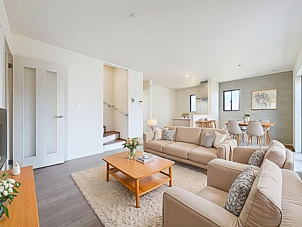 「リビングダイニング」(画像内の家電・家具等はCGです。本物件には付帯されません)