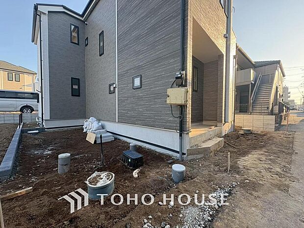 「駐車場」ファミリーカーの需要が多い中、駐車場も広めに確保いたしました。