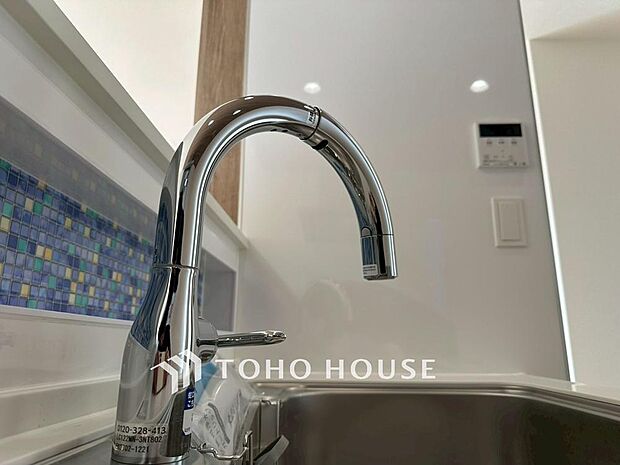 クリアな水が毎日使え、見た目にもスマートな浄水器一体型。お米を炊いたりする際には浄水機能をつかうこともできて、人気の商品です。