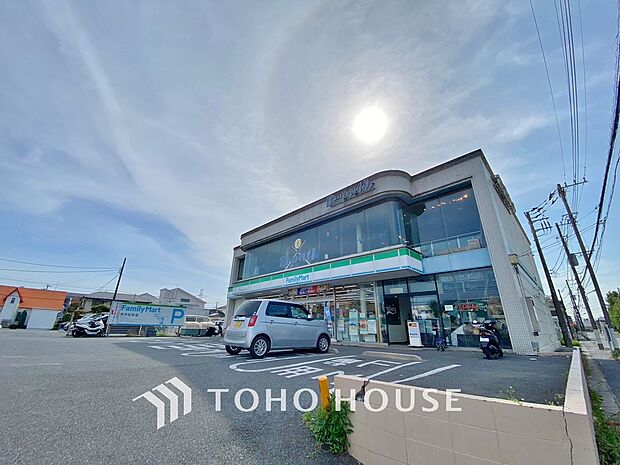 ファミリーマート 浦安富士見三丁目店 764m