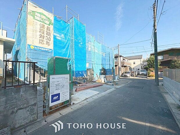 「外観」ここから始まる「日常」は家族にとって大切で貴重な時間・・・だからこそ、少しでも豊かに、少しでも快適に。そんな想いから生まれた本邸宅は、これから先のお住まいをきっと支えてくれるはずです。