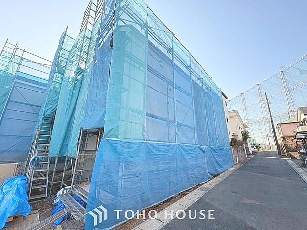 「外観」単に見た目や質感の良さだけではなく、建物の基礎や構造といった、目には見えにくい部分にもこだわります。住まいの本質の部分から、住み心地や安全性を見つめ直しました。