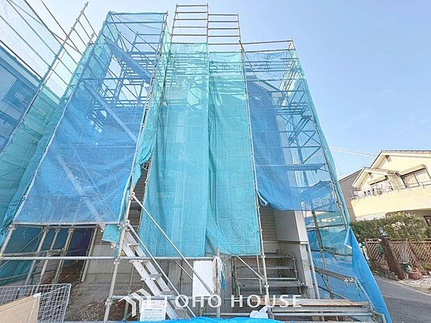 「外観」忙しく過ぎゆく日常を置き去るほど、ゆったりした時間が流れる住環境です。「快適」は「家」と「街」と「環境」が調和した時に訪れるのだと改めて感じさせてくれます。