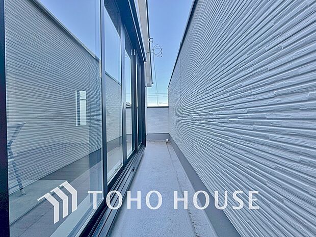 「バルコニー」