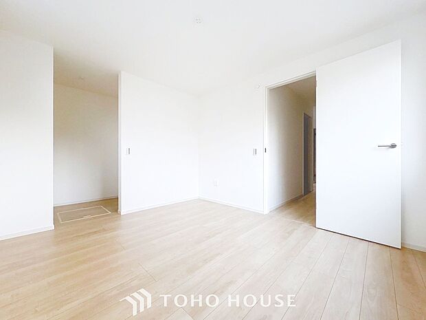 生活感を感じない空間では落ち着く事はできません。絶妙な雰囲気、配色、素材感を意識してコーディネート。