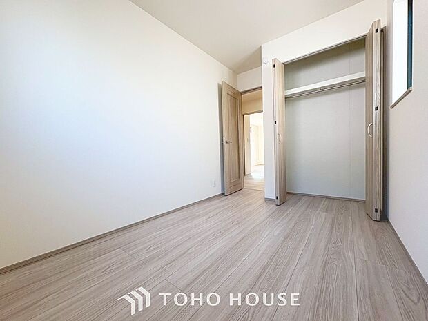 「お好みのインテリアで自分好みの空間へ。」インテリアやファブリックで、お好みのテイストを取り入れて頂けます。自分好みの空間を作り上げることで楽しい新生活の始まりです。