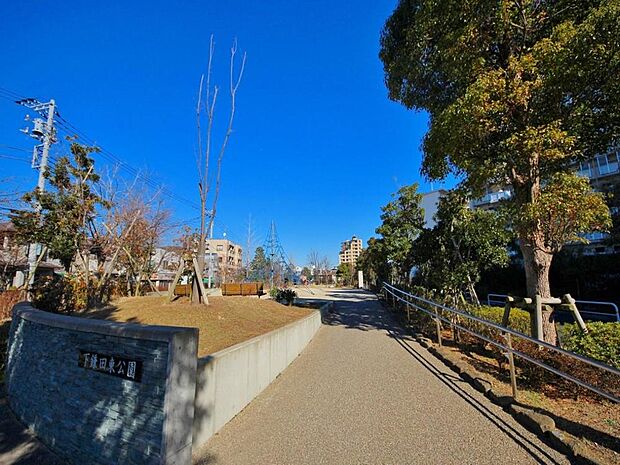 下鎌田東公園まで約160m。