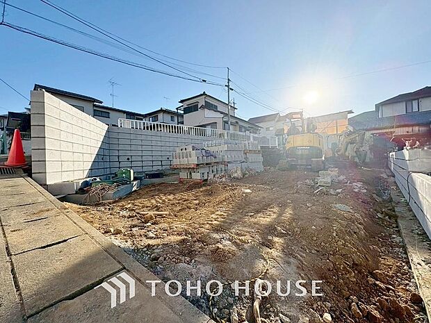 「現況」快適に過ごす条件は、一人ひとり違います。だからこそ飾り過ぎないシンプルな内装と偏り過ぎないデザインで統一しております。居住していく中でオーナー様だけの「マイホーム」に創り上げて下さい。