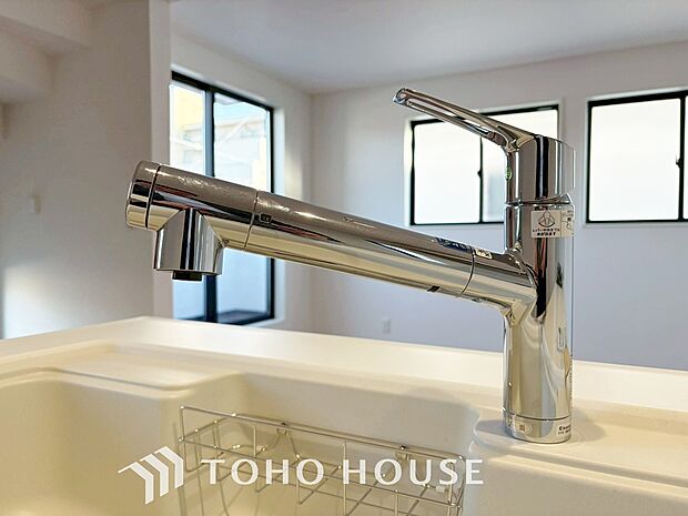 クリアな水が毎日使え、見た目にもスマートな浄水器一体型。お米を炊いたりする際には浄水機能をつかうこともできて、人気の商品です。