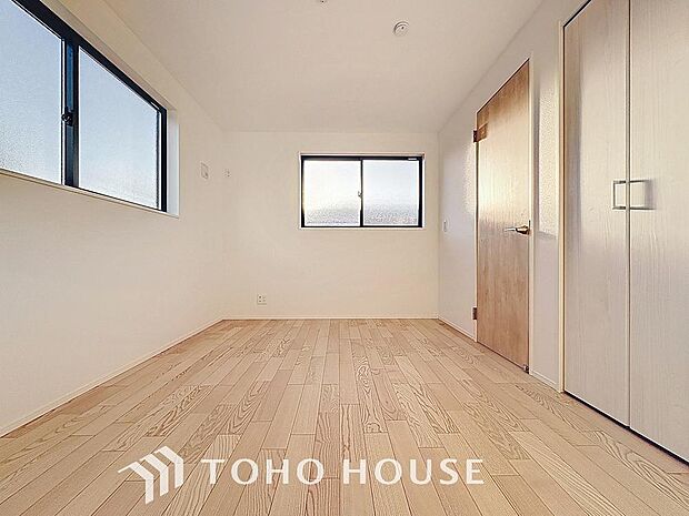 「明るい居室」温もりある自然光を感じていただける居室です。