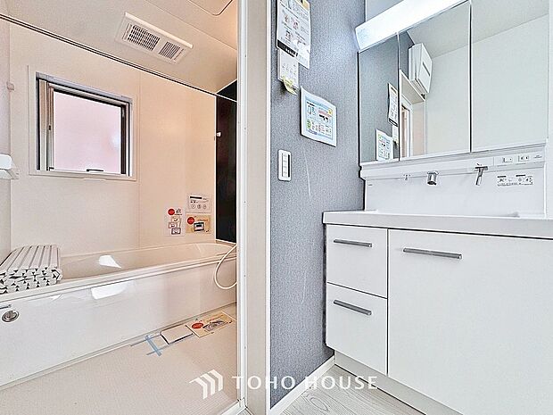 「シャワー機能付き洗面台」