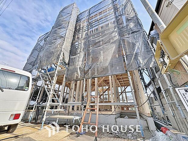 「〜2階建て4LDK〜」建物面積110平米のゆとりある4LDKプラン。生活を彩る設備が充実。広々18帖のLDKには、ご家族皆様の笑顔が溢れます。