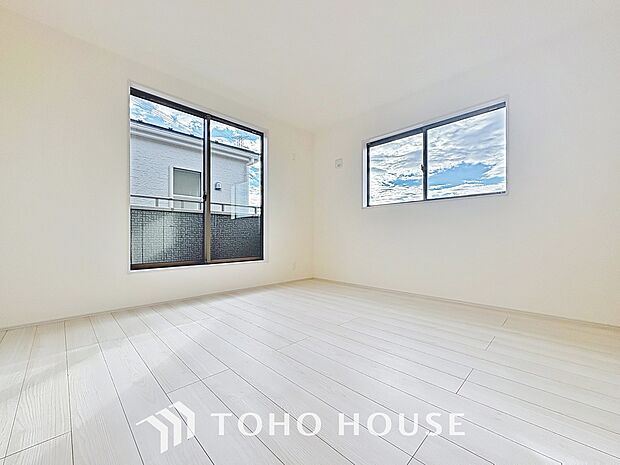 暖色系の照明は、心理的にも落ち着きを得られやすいそうです。