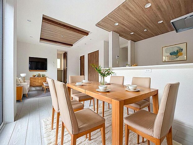 「リビングダイニング」(画像内の家電・家具等はCGです。本物件には付帯されません)