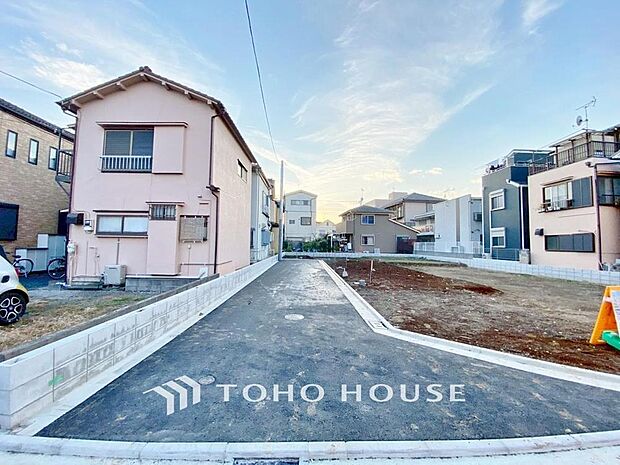 「通学にも便利な住環境。」南小岩第二小学校まで約293m、小岩第二中学校まで約314m。