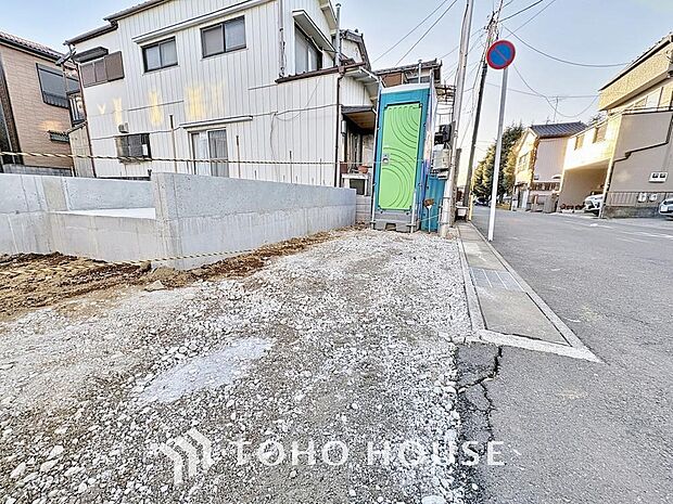 「駐車場」ファミリーカーの需要が多い中、駐車場も広めに確保いたしました。