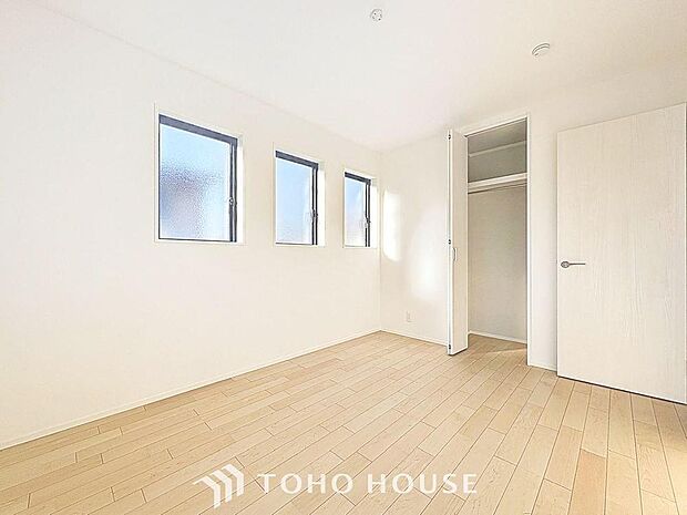 「心地よい空間」ほっと一息つけるような、安心して寛げる雰囲気の空間です。シンプルな内装は、時が経ちニーズが変わっても、フレキシブルに活用頂けます。