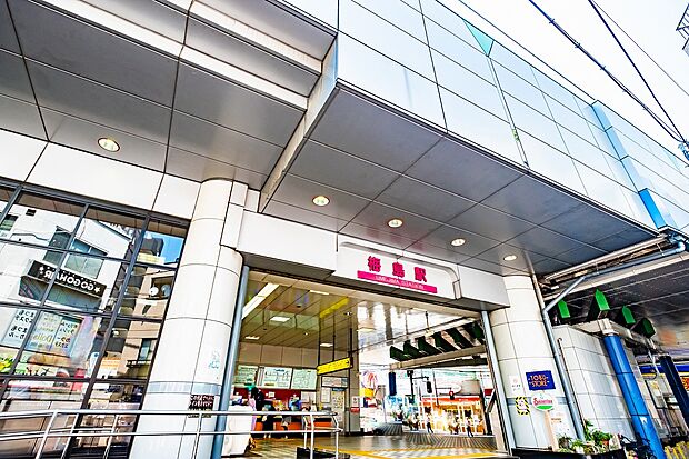 東武伊勢崎線「梅島」駅まで約1347m