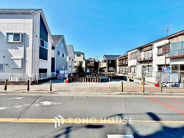 「現況」快適に過ごす条件は、一人ひとり違います。だからこそ飾り過ぎないシンプルな内装と偏り過ぎないデザインで統一しております。