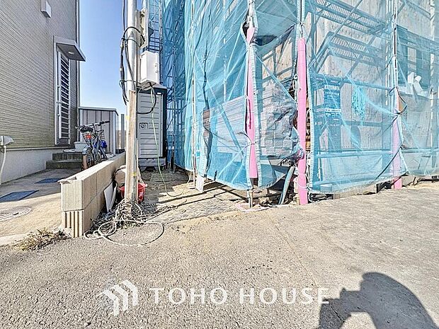 「駐車場」駐車場付きの一戸建てですので、マンションと違い目の前に愛車を置いておくことができます。