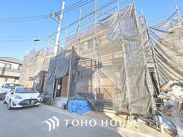 「外観」今日も、明日も、この街で、きっと誰かがしあわせになる物語が描かれていくはずです。爽快な風も毎日やさしく頬をなででくれます。