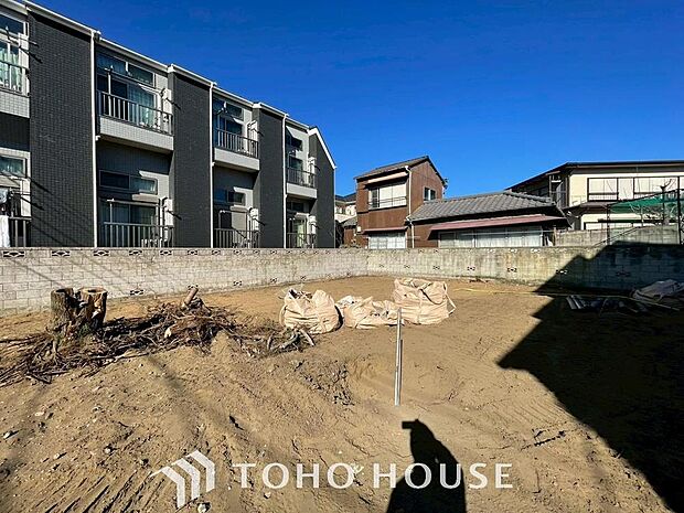 「現況」ただ「　住む　」だけじゃない。　気持ち良く住んで欲しい気持ちをこめて・・・。　お家の事、街の事、お金の事、　何でも相談して下さい。