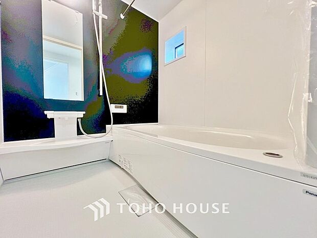 「一日の疲れをリフレッシュ。快適バスルーム。」癒しの空間バスルームです。天気に左右されずに洗濯物を乾かせる、浴室乾燥機・オートバス機能付きです。