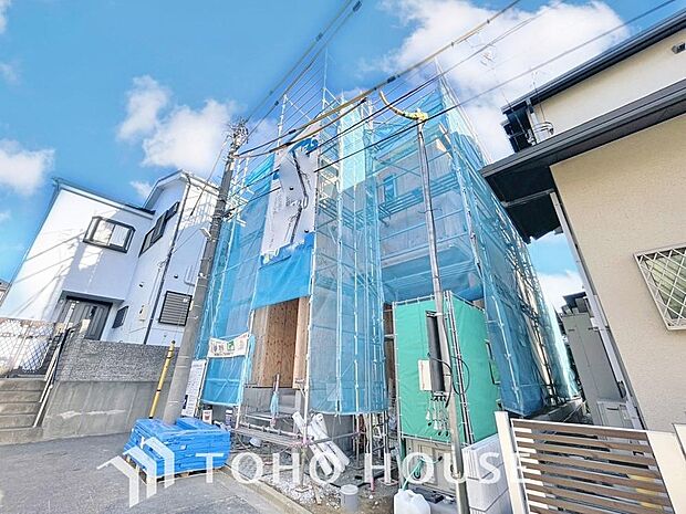 「外観」今日も、明日も、この街で、きっと誰かがしあわせになる物語が描かれていくはずです。同じ風景が毎日365日、まったく違う顔を見せてくれる。爽快な風も毎日やさしく頬をなででくれます。