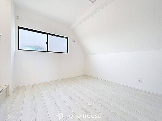 「明るい居室」温もりある自然光を感じていただける居室です。