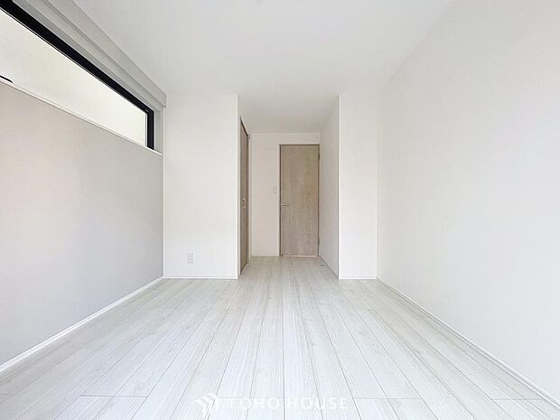 「フレキシブルに使えます」書斎としても、趣味やくつろぎのスペースとしてお使いいただけます。家族と一緒に楽しい時間を過ごす中にも、一人でくつろげる時間と場所は特別なものになります。