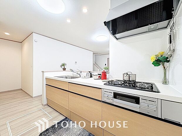 お料理の上手な方が、独壇場でお料理の腕を披露するスタイルに向いているキッチンです。