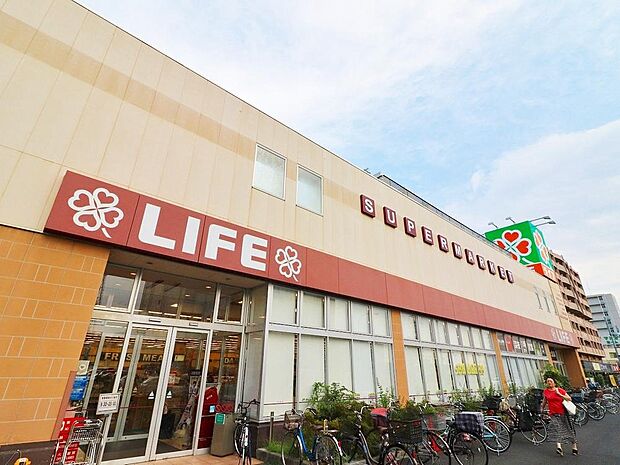 ライフ六町駅前店まで約610m。