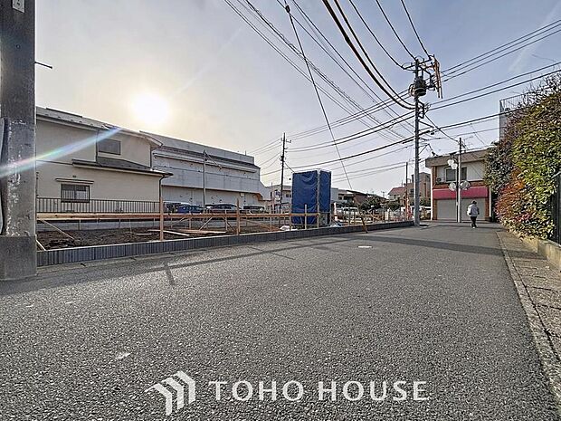 「外観」ただ「　住む　」だけじゃない。　気持ち良く住んで欲しい気持ちをこめて・・・。　お家の事、街の事、お金の事、　何でも相談して下さい。