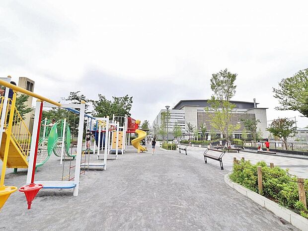 水元スポーツセンター公園まで約854m。