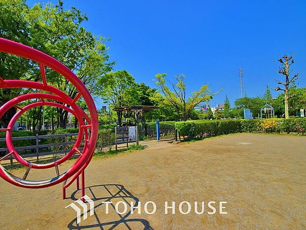 行徳駅前公園まで約419m。