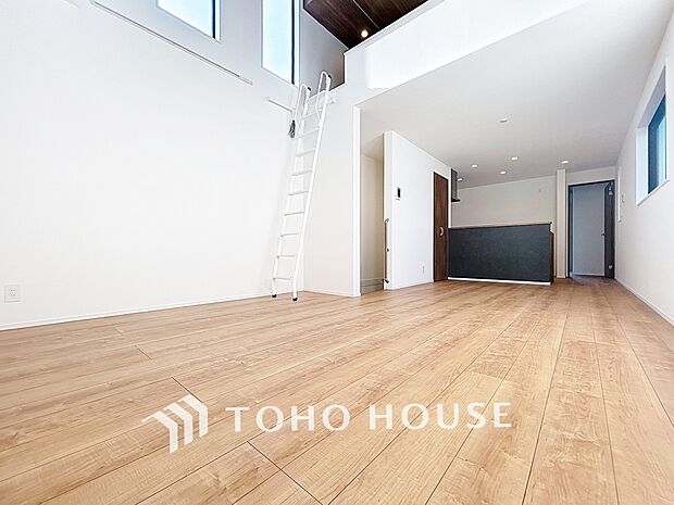 「リビングダイニング」