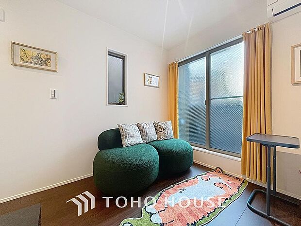 「自分らしい家造りを楽しめる」落ち着いたカラーコーディネートの室内。インテリアやファブリックで、オーナー様好みのテイストデザインを取り入れて頂けます。