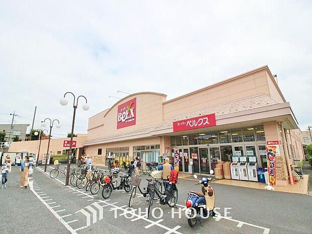 スーパーベルクス市川堀之内店まで約432m。