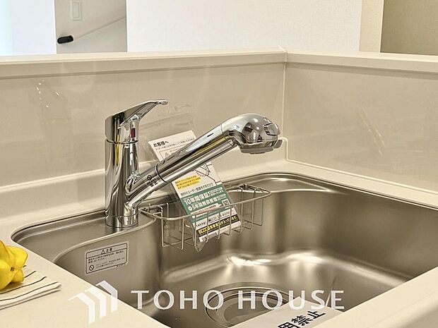 クリアな水が毎日使え、見た目にもスマートな浄水器一体型。お米を炊いたりする際には浄水機能をつかうこともできて、人気の商品です。