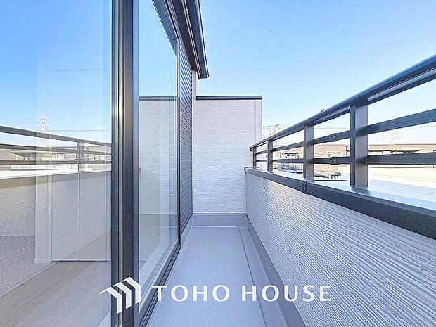 日が昇り、そして沈んでゆく・・・東京という都市が愛おしくなっていく。