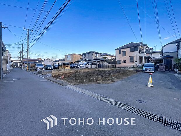 「前面道路」北西側4m(公道) 南西側405m(私道)